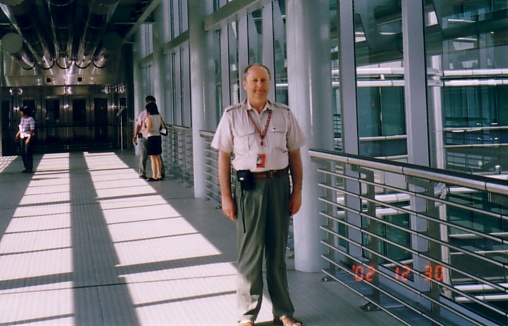 DR Jan Pajak dans KLCC de Kuala Lumpur, Malaisie, d�cembre 2002